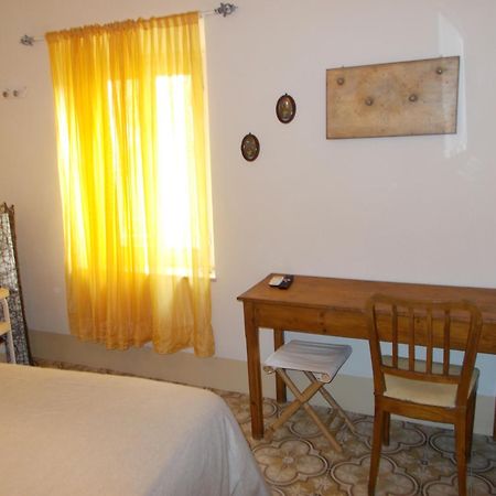Guest House Le Arti Minori Serravalle Pistoiese Esterno foto